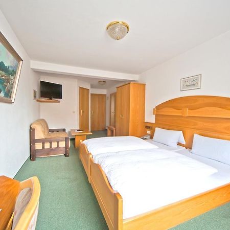 Hotel Goldener Sternen Constance Extérieur photo