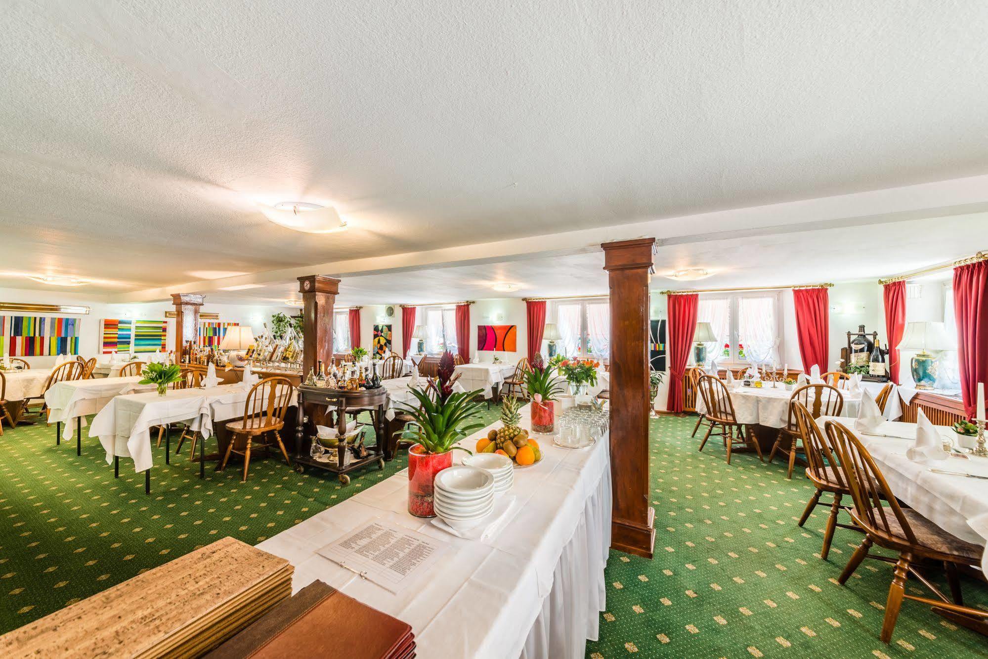 Hotel Goldener Sternen Constance Extérieur photo