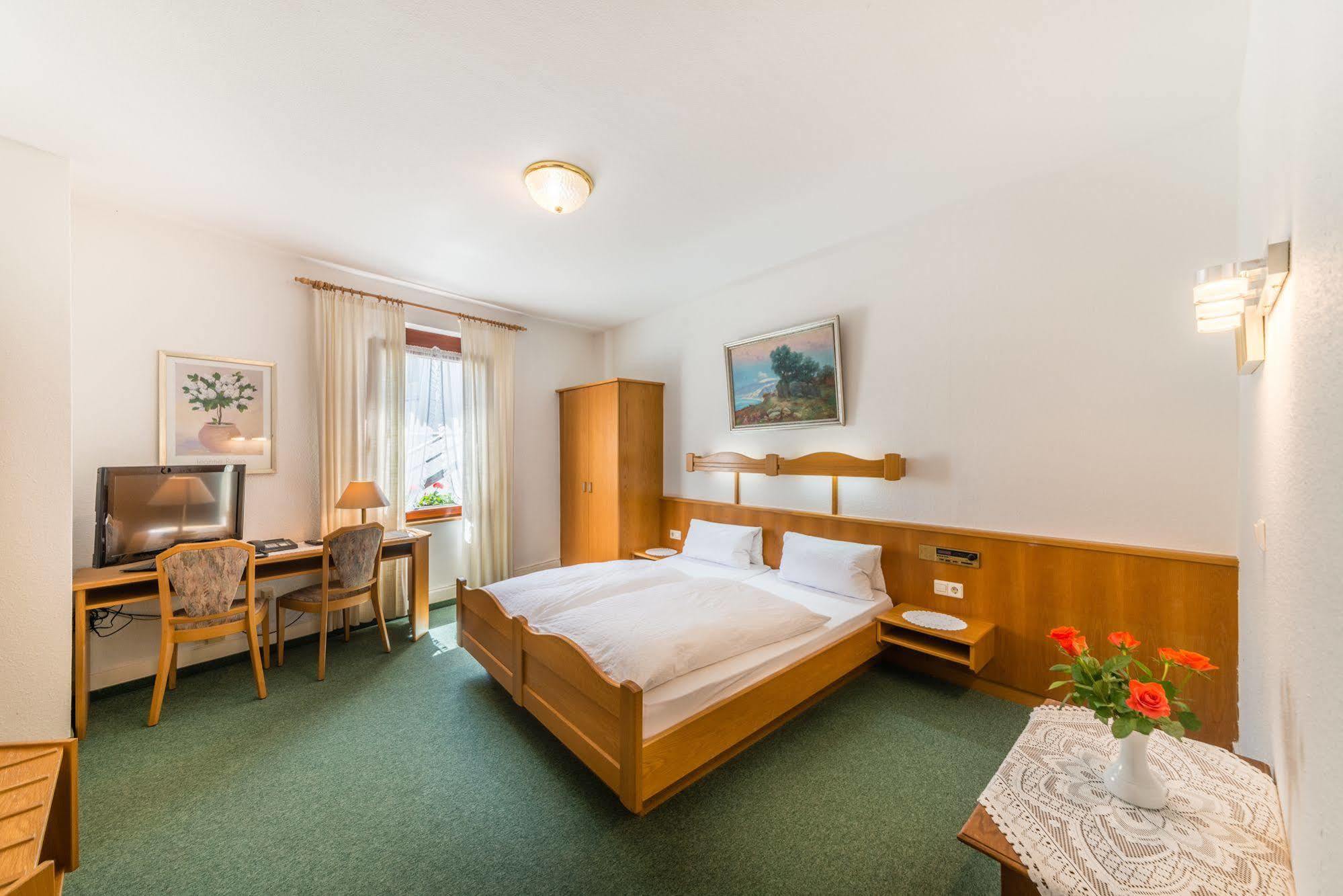 Hotel Goldener Sternen Constance Extérieur photo